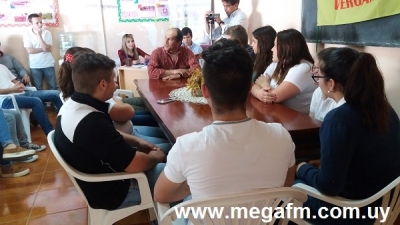 Alumnos de centros estudiantiles de Vergara participaron del proyecto Concejal por un día 11/10/16