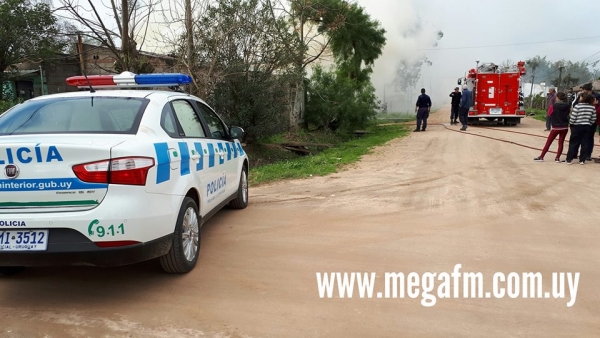 P&eacute;rdidas totales en un incendio de finca en barrio Floresta 27/07/18