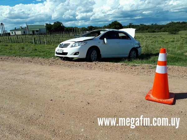 Volc&oacute; un autom&oacute;vil en ruta 91 a seis kil&oacute;metros de Charqueada 22/01/18