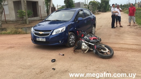 Accidente de tr&aacute;nsito en calle Meliton Mu&ntilde;oz intersecci&oacute;n con calle Manuel Pereira 3/12/16