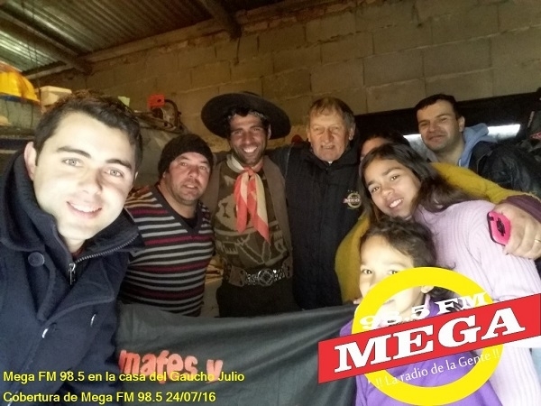 Concurrimos a la casa del Gaucho Julio quien se lanz&oacute; al &aacute;mbito musical 24/07/16