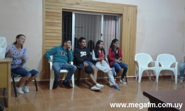 4 j&oacute;venes y una madre concurrieron a la reuni&oacute;n realizada en la Oficina de tr&aacute;nsito de nuestra ciudad 4/02/16