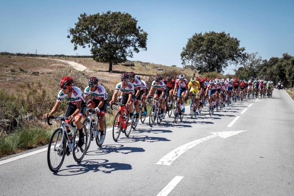 El vergarense Eric Fagundez est&aacute; participando en la 81 edici&oacute;n de la Volta a Portugal do futuro