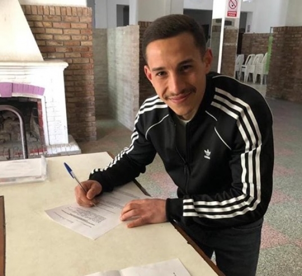 GAST&Oacute;N LUCAS LLEG&Oacute; AL F&Uacute;TBOL PROFESIONAL