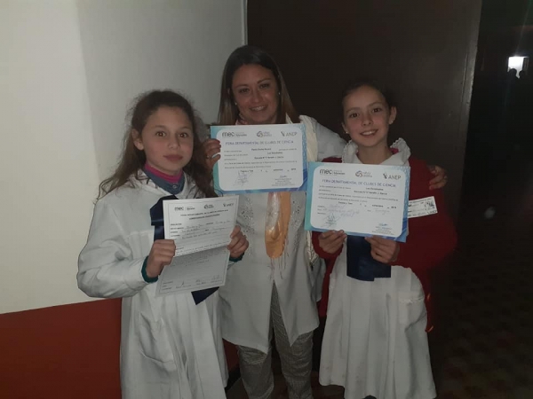 Alumnos de 4to. a&ntilde;o de la Escuela Nro. 17 Seraf&iacute;n J. Garc&iacute;a obtuvieron menci&oacute;n especial en la ciudad de Treinta y Tres